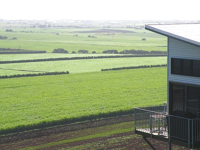 26 Heathwood Crescent, Qunaba QLD 4670