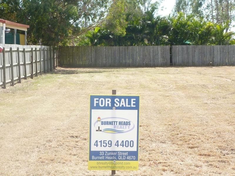 48 Ocean Street, Burnett Heads QLD 4670