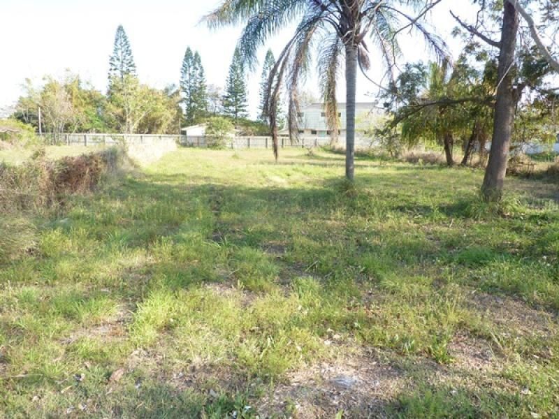 4 Ripple Street, Burnett Heads QLD 4670