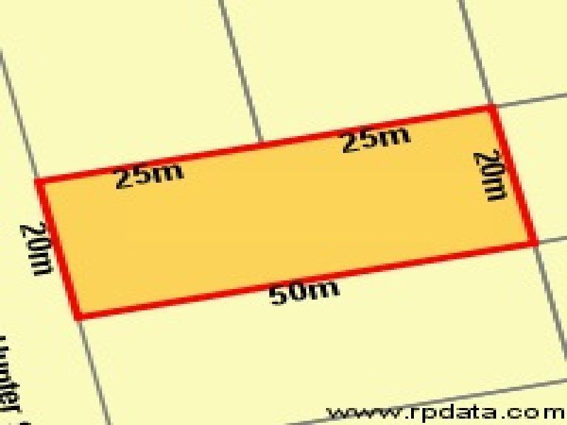 30 Hunter Street, Burnett Heads QLD 4670
