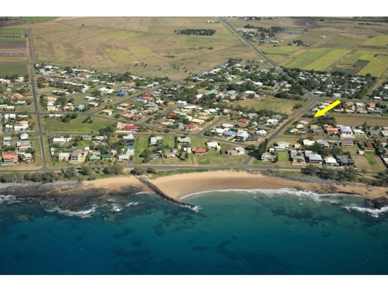12 Scott Street, Burnett Heads QLD 4670