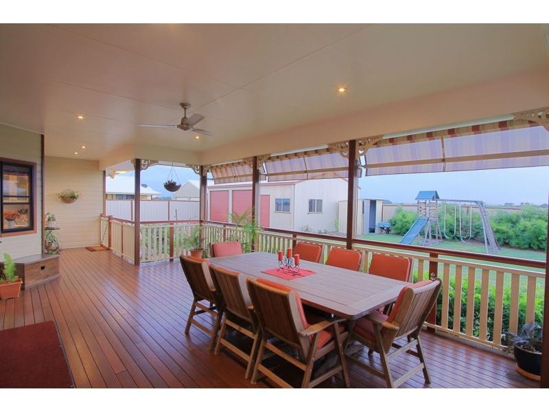 34 Spinnaker Boulevard, Innes Park QLD 4670