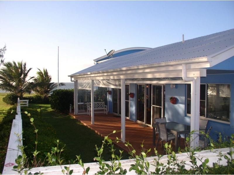 4 Arthur Brown Court, Coral Cove QLD 4670