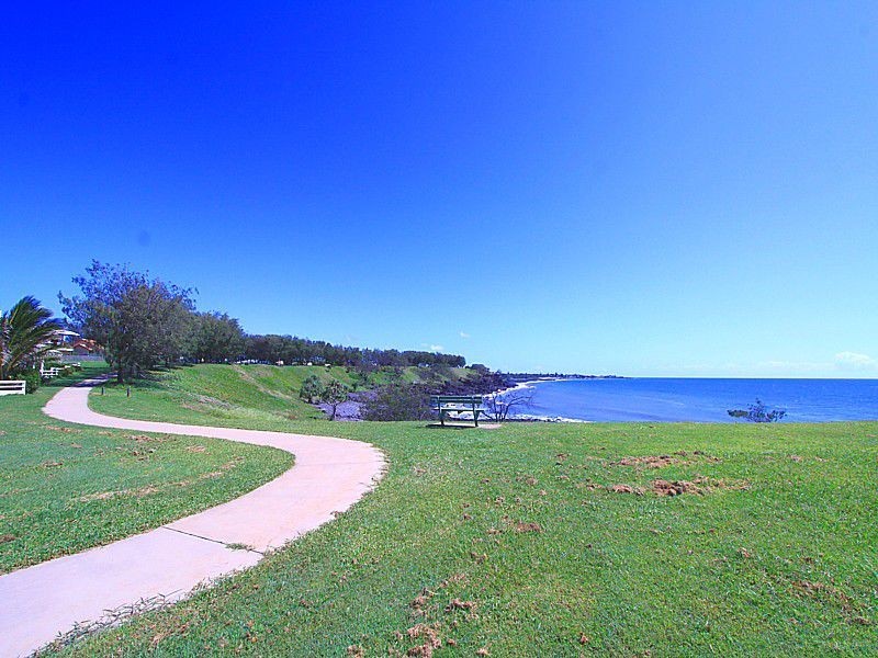 4 Arthur Brown Court, Coral Cove QLD 4670
