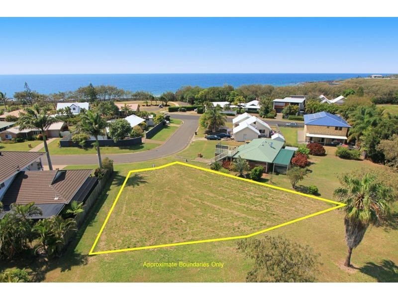 32 Oceanview Street, Bargara QLD 4670