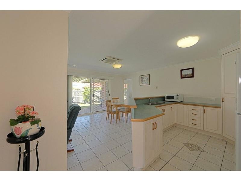 7 Birdwood Crescent, Bargara QLD 4670