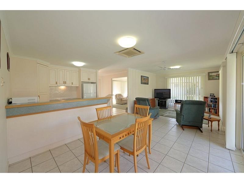7 Birdwood Crescent, Bargara QLD 4670