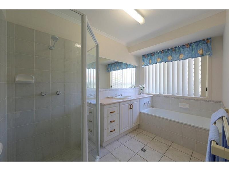 7 Birdwood Crescent, Bargara QLD 4670