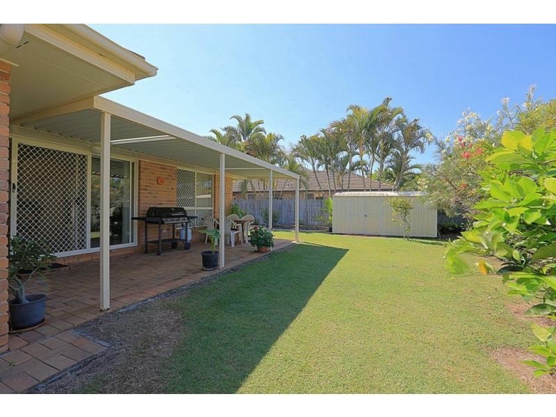 7 Birdwood Crescent, Bargara QLD 4670