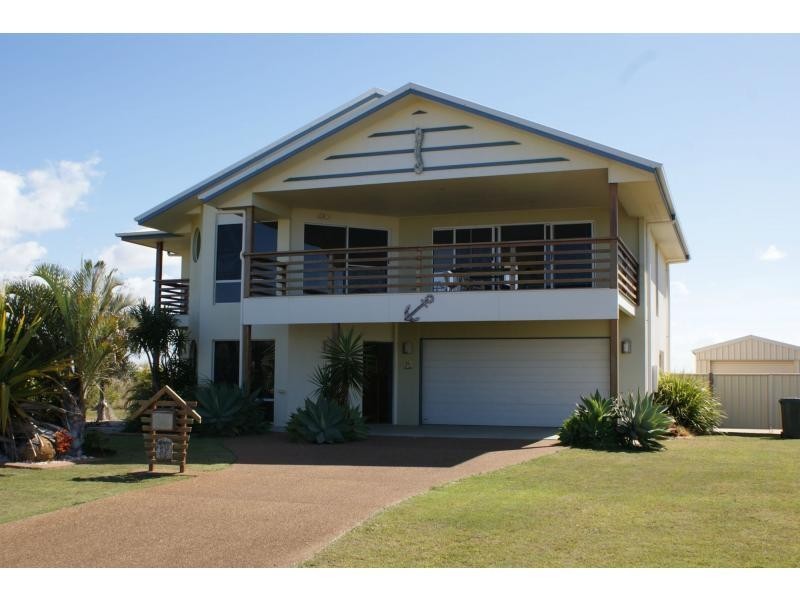25 Emperor Drive, Elliott Heads QLD 4670