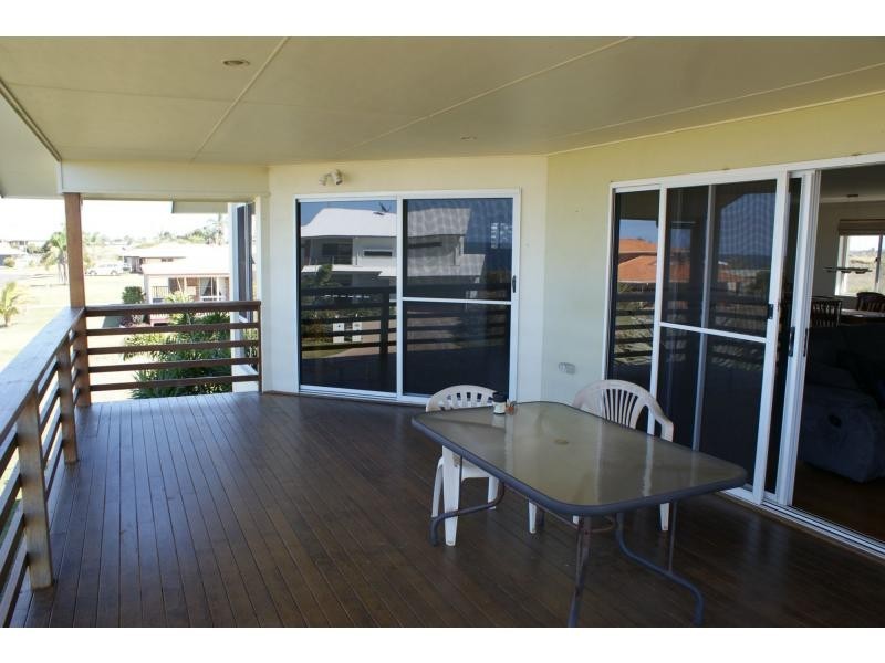 25 Emperor Drive, Elliott Heads QLD 4670