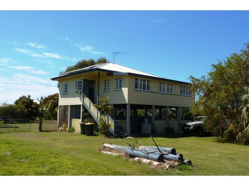 35 Aldridge Street, Burnett Heads QLD 4670