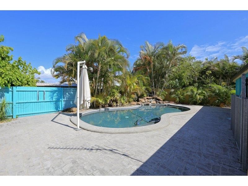 6 Cossart Court, Bargara QLD 4670