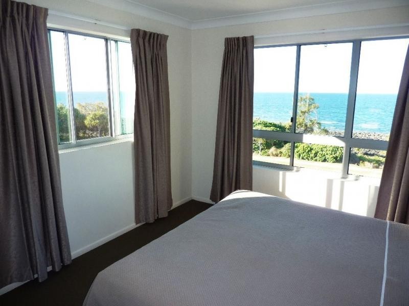 Unit 402/23 Esplanade, Bargara QLD 4670
