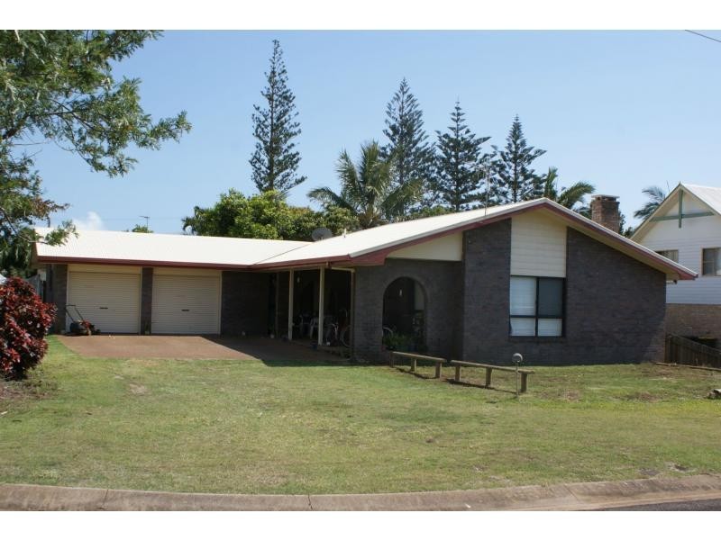 20 Corolla Street, Elliott Heads QLD 4670