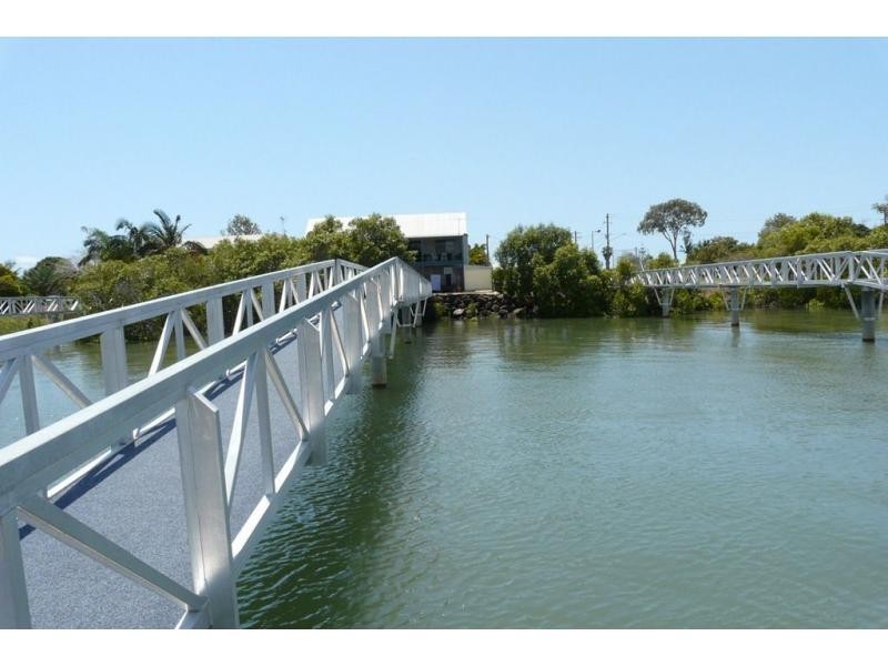 18 Corser Street, Burnett Heads QLD 4670