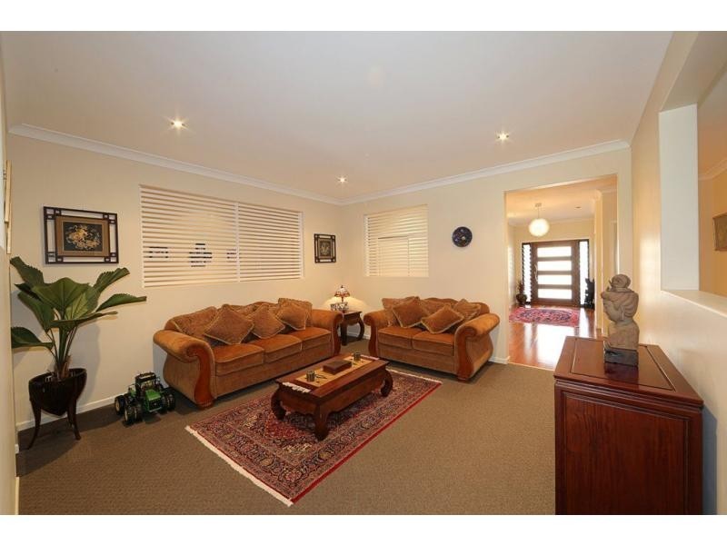 13 Trinity Close, Bargara QLD 4670