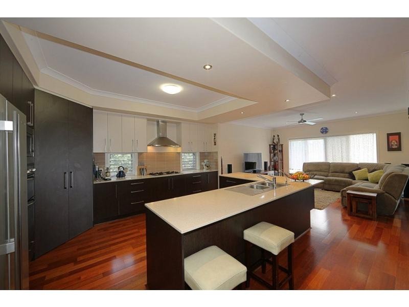 13 Trinity Close, Bargara QLD 4670
