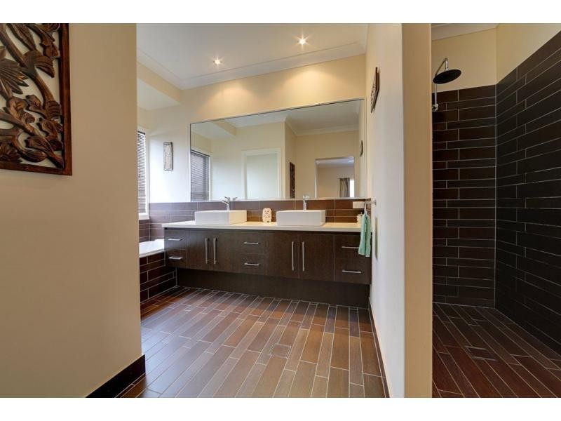 13 Trinity Close, Bargara QLD 4670