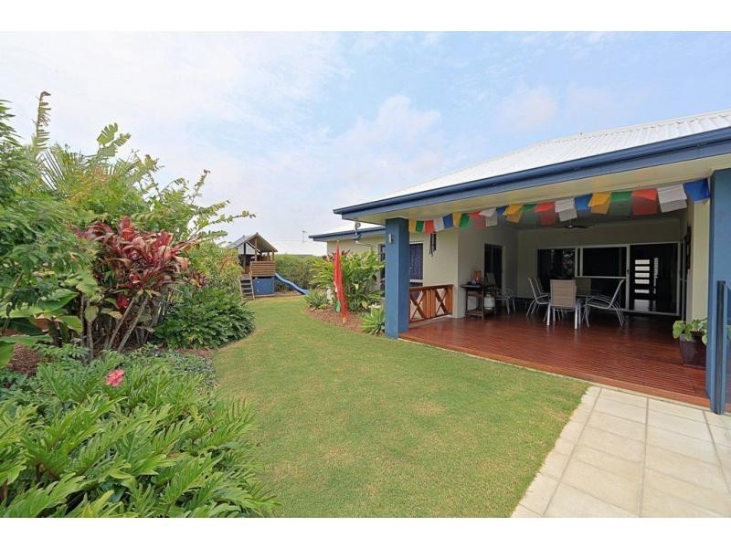 13 Trinity Close, Bargara QLD 4670