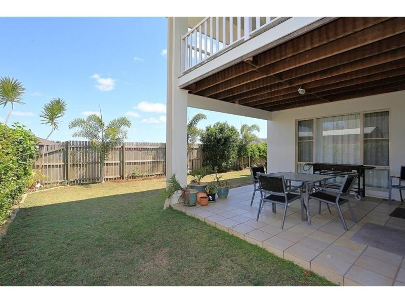 22 Toppers Drive, Coral Cove QLD 4670