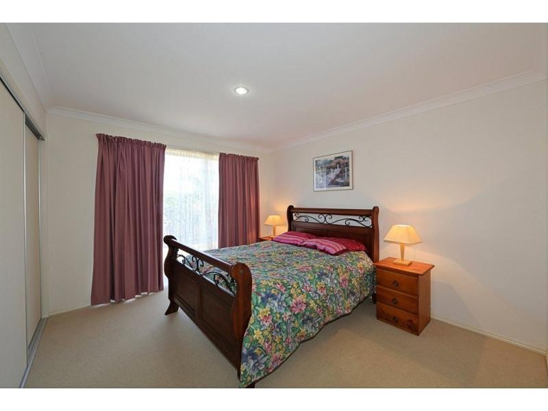 22 Toppers Drive, Coral Cove QLD 4670