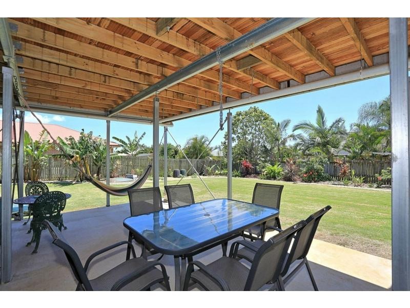 17 Panorama Drive, Qunaba QLD 4670