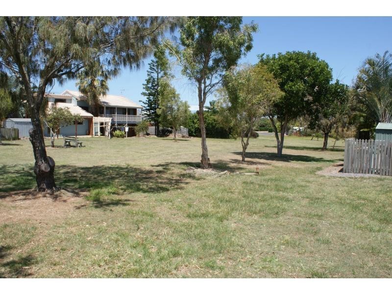 16 Shoreline Crescent, Bargara QLD 4670