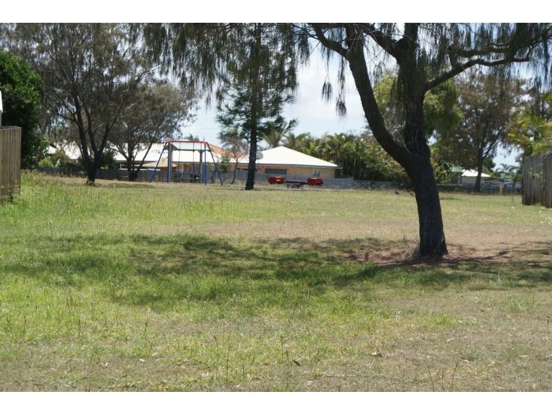 16 Shoreline Crescent, Bargara QLD 4670