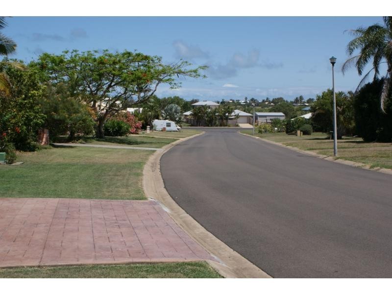 16 Shoreline Crescent, Bargara QLD 4670