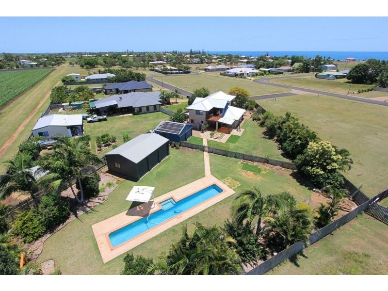 22 Neptune Street, Burnett Heads QLD 4670