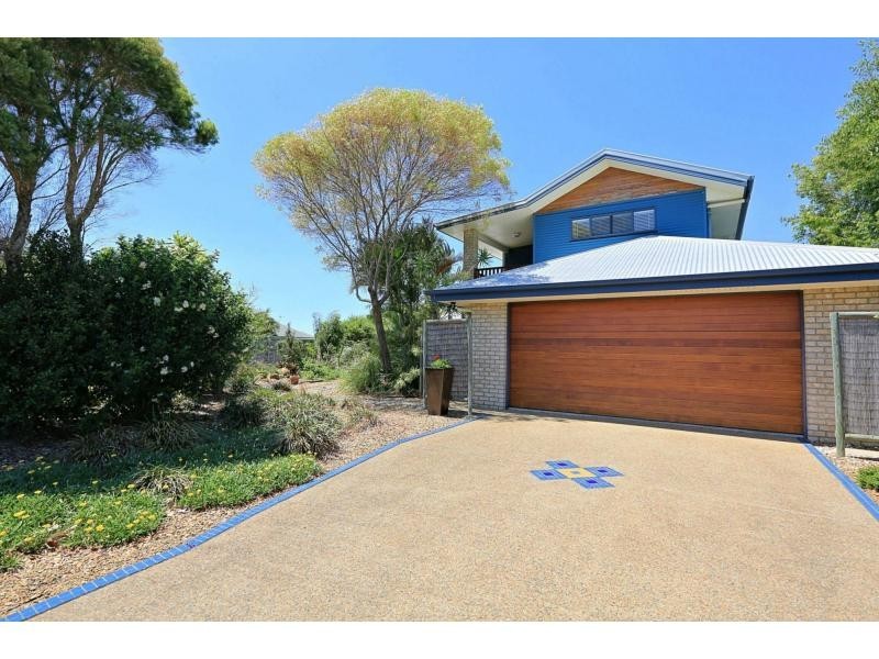 22 Neptune Street, Burnett Heads QLD 4670