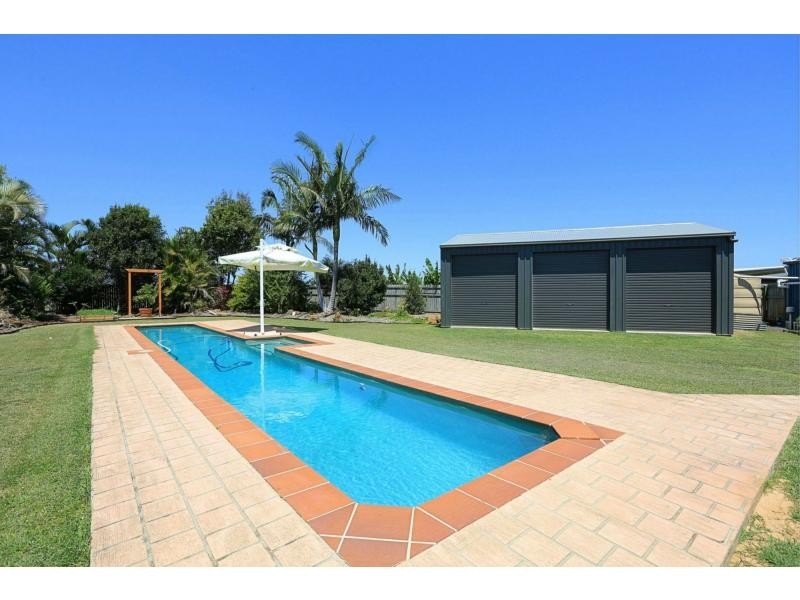 22 Neptune Street, Burnett Heads QLD 4670