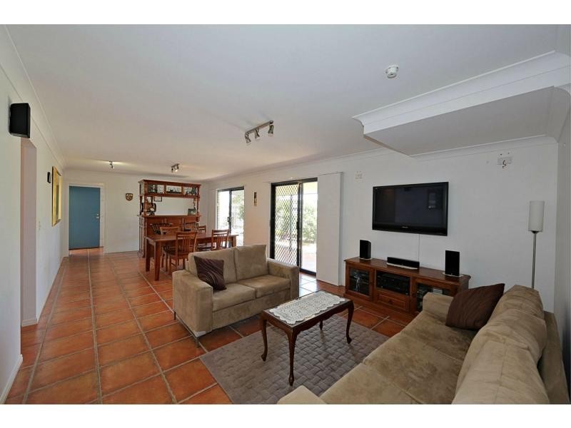 22 Neptune Street, Burnett Heads QLD 4670