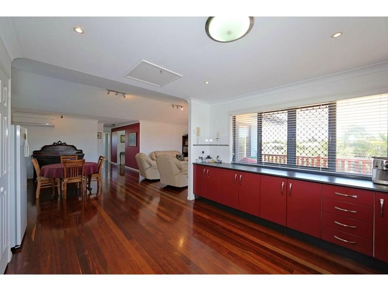 22 Neptune Street, Burnett Heads QLD 4670
