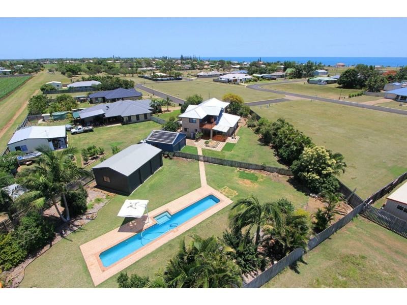 22 Neptune Street, Burnett Heads QLD 4670