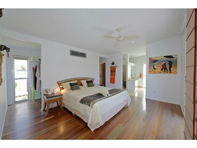 11 Grimwood Street, Bargara QLD 4670