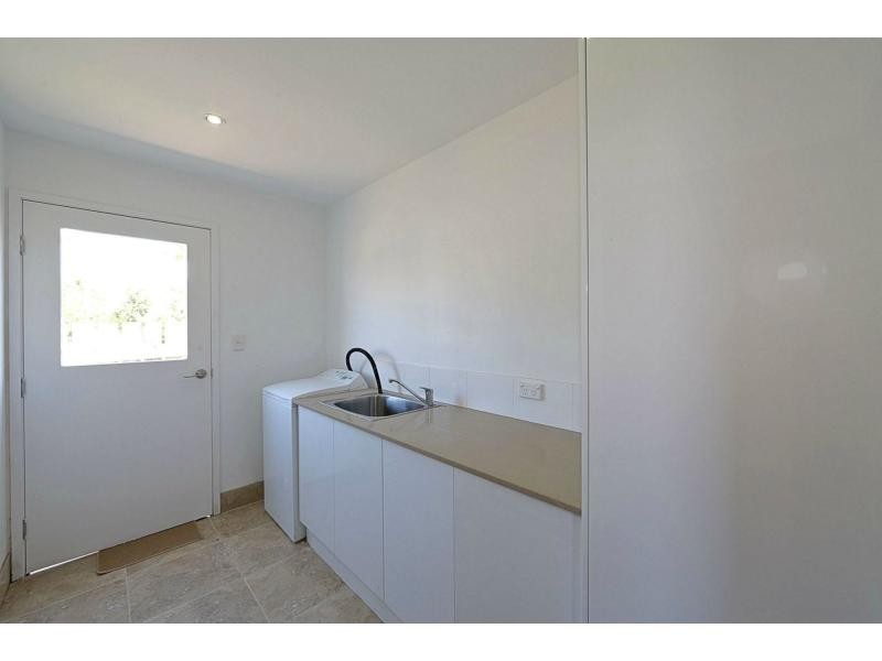 11 Grimwood Street, Bargara QLD 4670
