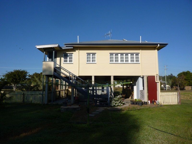 35 ALDRIDGE Street, Burnett Heads QLD 4670