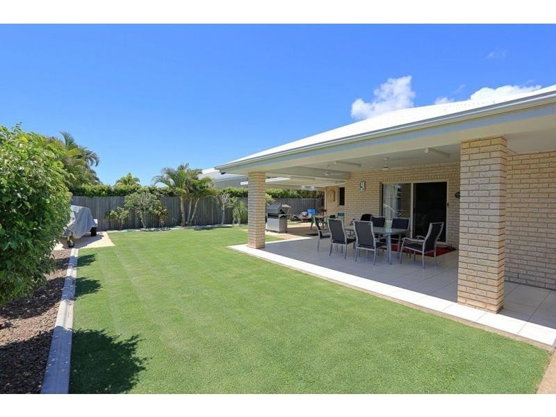 3 Blain Street, Bargara QLD 4670