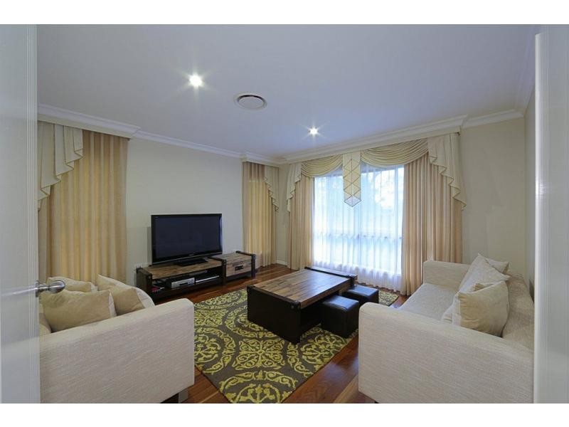 16 Avalon Street, Burnett Heads QLD 4670