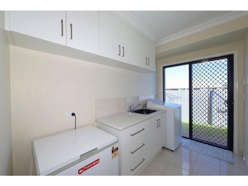 16 Avalon Street, Burnett Heads QLD 4670