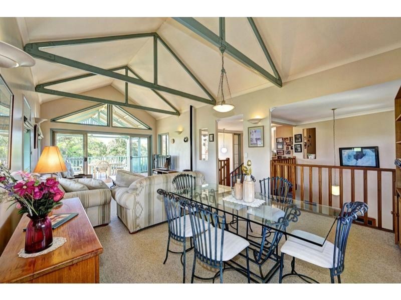 96 Davidson Street, Bargara QLD 4670