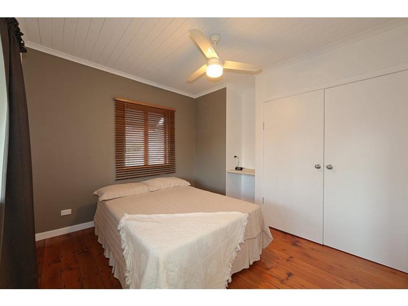 20 Bathurst Street, Elliott Heads QLD 4670