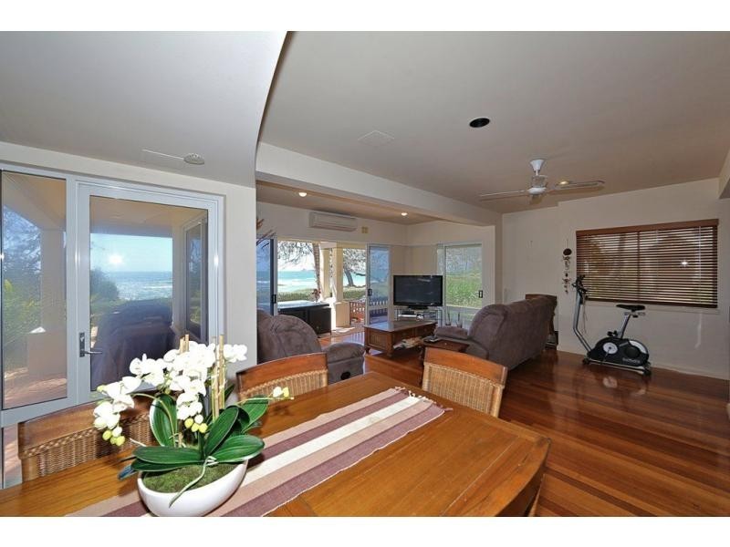 Villa 1/92 Miller Street, Bargara QLD 4670