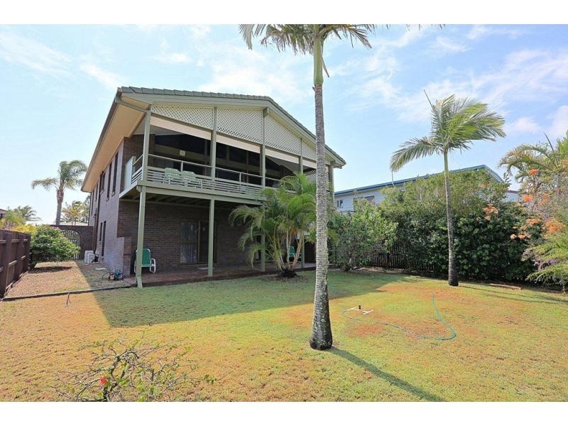 11 Miller Street, Bargara QLD 4670