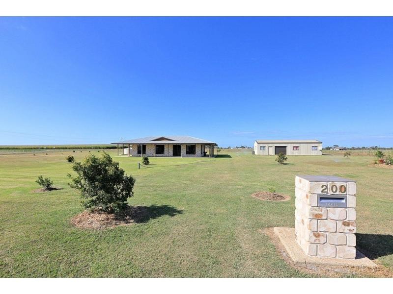 200 Mittelheusers Road, Burnett Heads QLD 4670