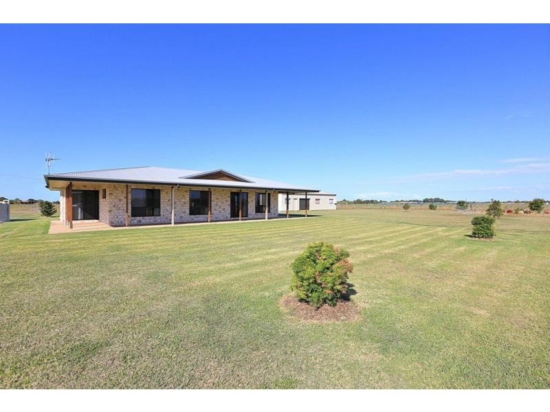 200 Mittelheusers Road, Burnett Heads QLD 4670