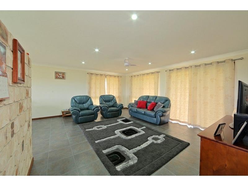 200 Mittelheusers Road, Burnett Heads QLD 4670