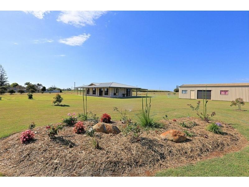 200 Mittelheusers Road, Burnett Heads QLD 4670